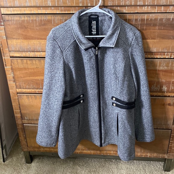 Black and gray jacket with pockets XL - Picture 1 of 8